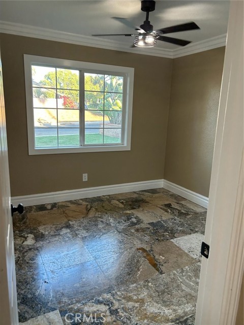 8138 Camelot Road, Riverside CA: https://media.crmls.org/medias/4c3fd789-50a1-4056-977b-d5e039c79abb.jpg