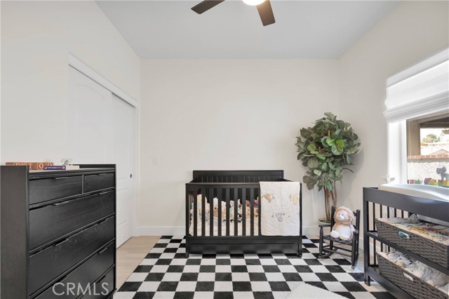 13699 Spring Valley Parkway, Victorville CA: https://media.crmls.org/medias/4c40a2f3-eca3-4016-b7a9-bcffe927b371.jpg