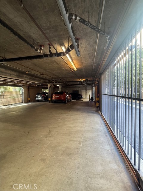 Detail Gallery Image 21 of 25 For 2864 Sunset #205,  Los Angeles,  CA 90005 - 2 Beds | 2/1 Baths