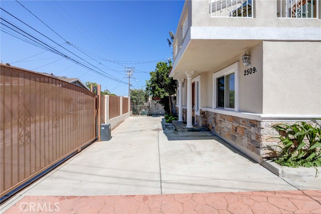 2509 190th Street, Redondo Beach, California 90278, 3 Bedrooms Bedrooms, ,3 BathroomsBathrooms,Residential,Sold,190th,SB22146163