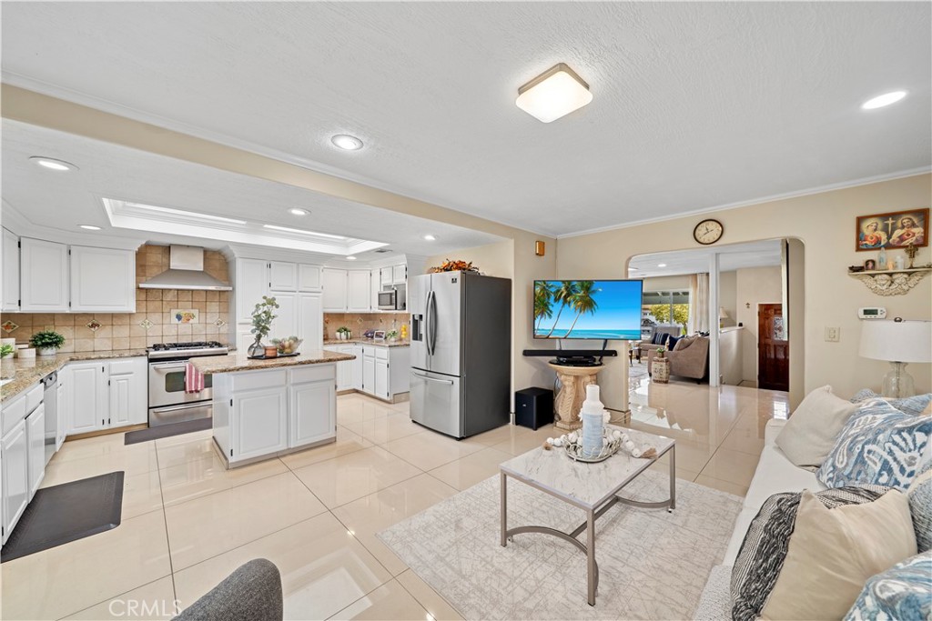 MLS #OC25267288 image #13