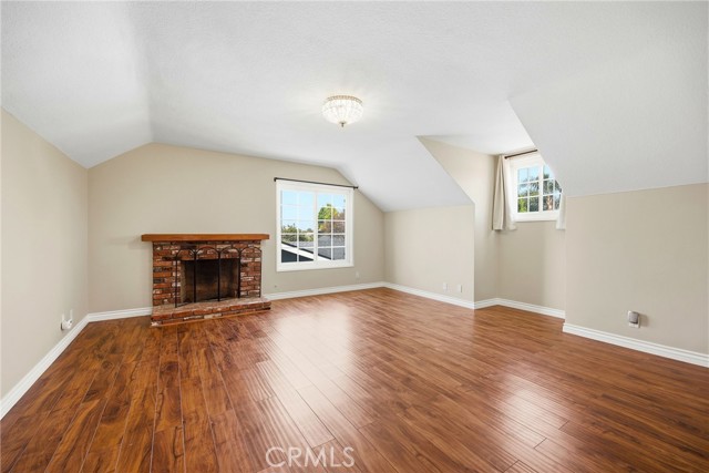 Detail Gallery Image 32 of 49 For 105 Harvard Ln, Seal Beach,  CA 90740 - 5 Beds | 2 Baths