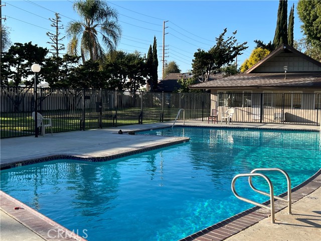 Detail Gallery Image 17 of 18 For 521 S Lyon St #46,  Santa Ana,  CA 92701 - 2 Beds | 1/1 Baths