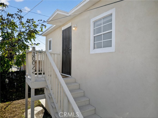 Detail Gallery Image 32 of 38 For 1300 W 90th St, Los Angeles,  CA 90044 - 6 Beds | 3 Baths