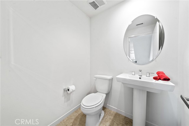 Detail Gallery Image 19 of 39 For 1533 Sullivan Ave, Costa Mesa,  CA 92627 - 2 Beds | 3/1 Baths