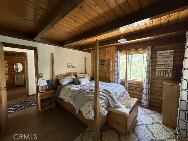 https://media.crmls.org/medias/4c43dfc0-469c-4507-87e1-9fc33a6a7118.jpg?preset=X-Large