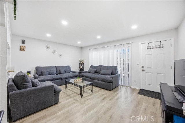 Detail Gallery Image 4 of 26 For 1133 Sepulveda Bld #O101,  Torrance,  CA 90502 - 2 Beds | 1 Baths