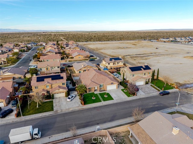 Detail Gallery Image 3 of 43 For 5059 Keston Dr, Palmdale,  CA 93552 - 5 Beds | 2 Baths