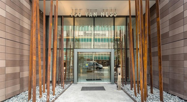 150 Van Ness Avenue, San Francisco CA: https://media.crmls.org/medias/4c44fc4c-4b58-4961-88b6-a8e2b4c93497.jpg