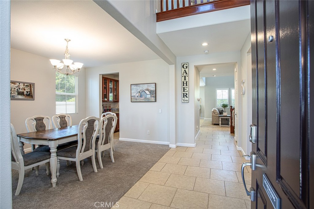 MLS #OC25135935 img 2