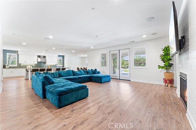 Image 15 of 51 For 17150 Vita Way