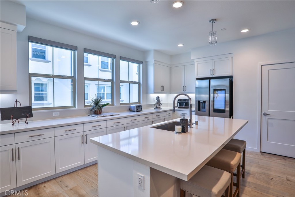 4C4549F9 407D 4503 Af2F 8F23Dd81Fb7C 224 Babson Court, Claremont, Ca 91711 &Lt;Span Style='BackgroundColor:transparent;Padding:0Px;'&Gt; &Lt;Small&Gt; &Lt;I&Gt; &Lt;/I&Gt; &Lt;/Small&Gt;&Lt;/Span&Gt;