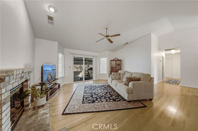 Detail Gallery Image 4 of 38 For 4750 Louis, Kelseyville,  CA 95451 - 3 Beds | 2 Baths