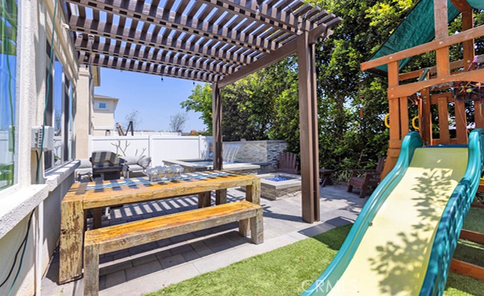 4c465f49 4861 482c 9e5b 2e70c5b862c0