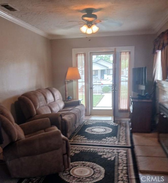 Detail Gallery Image 7 of 20 For 4326 Edgewood Pl, Riverside,  CA 92506 - 2 Beds | 1 Baths