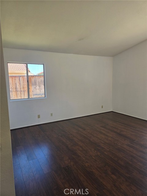 Detail Gallery Image 11 of 21 For 26537 Lazy Creek, Menifee,  CA 92586 - 4 Beds | 2 Baths