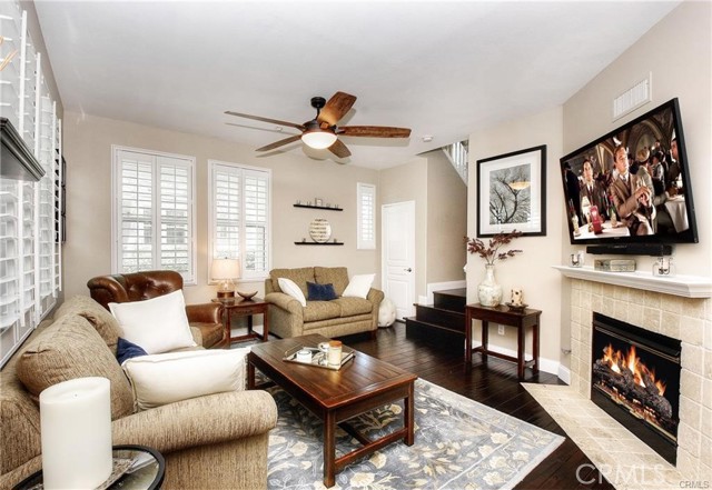 Detail Gallery Image 2 of 21 For 9 Whitworth St, Ladera Ranch,  CA 92694 - 3 Beds | 2/1 Baths