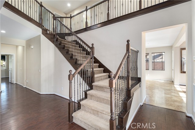 Detail Gallery Image 10 of 28 For 15991 Nature Trl, Chino,  CA 91708 - 5 Beds | 3 Baths