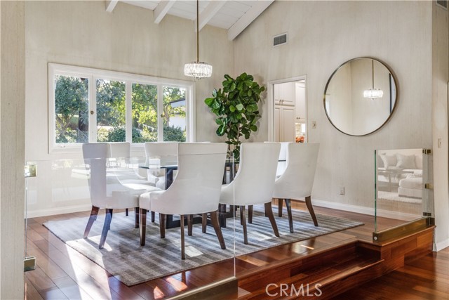 5 Pleasant Hill Drive, Rolling Hills Estates, California 90274, 5 Bedrooms Bedrooms, ,1 BathroomBathrooms,Residential,Sold,Pleasant Hill,PV22022320