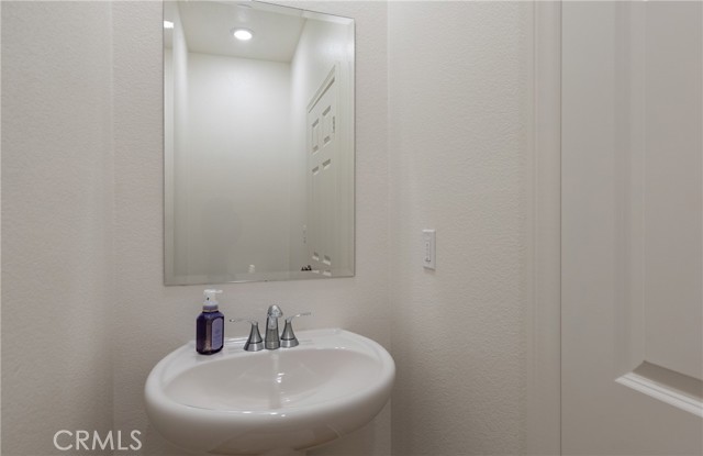 Detail Gallery Image 17 of 26 For 19778 Limon Ct, Riverside,  CA 92507 - 4 Beds | 2/1 Baths