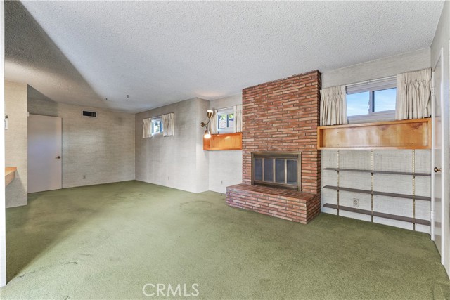 Detail Gallery Image 17 of 60 For 249 S Lincoln St, Burbank,  CA 91506 - 3 Beds | 2 Baths