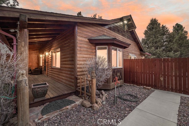 Detail Gallery Image 5 of 49 For 457 E Mountain View, Big Bear City,  CA 92314 - 3 Beds | 2 Baths