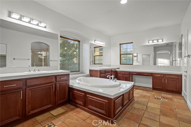 Detail Gallery Image 29 of 46 For 12 via De La Valle, Lake Elsinore,  CA 92532 - 5 Beds | 3 Baths