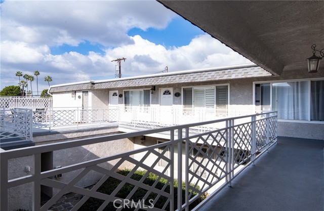Detail Gallery Image 20 of 25 For 1725 Loma Ave #18,  Long Beach,  CA 90804 - 2 Beds | 1 Baths