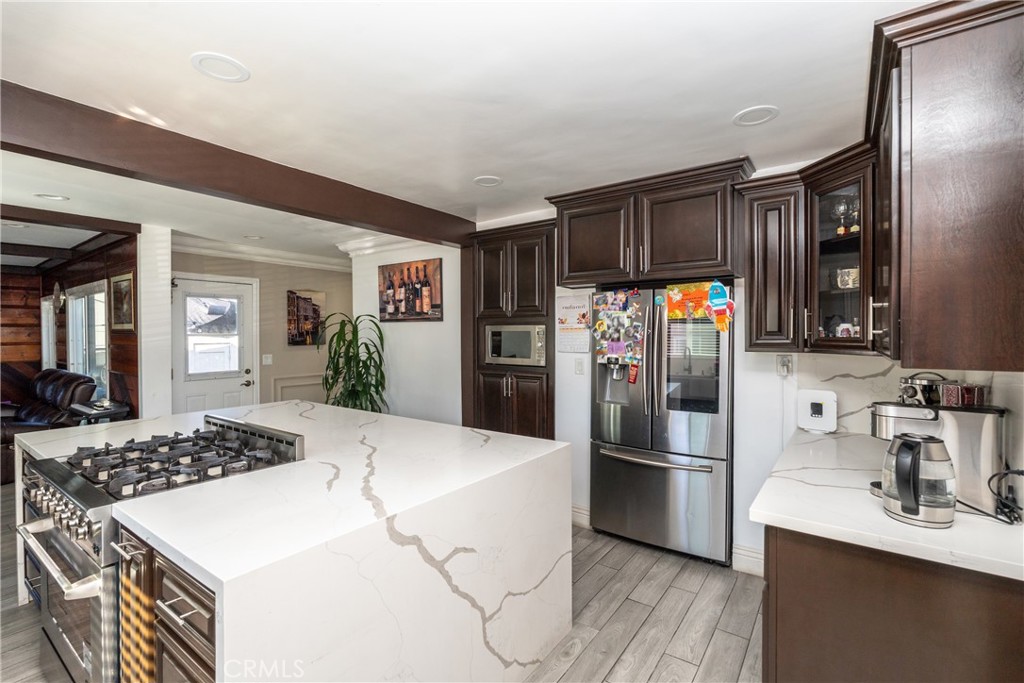 MLS #DW25266774 image #8