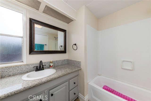 15050 Monte Vista Avenue, Chino Hills CA: https://media.crmls.org/medias/4c4d1456-d320-4603-ab54-2c88c51f5a07.jpg