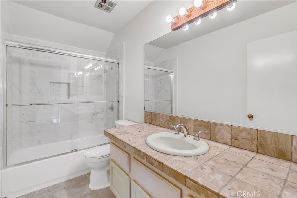 https://media.crmls.org/medias/4c4d5dac-84d9-44d6-820c-4953cc68580f.jpg?preset=X-Large