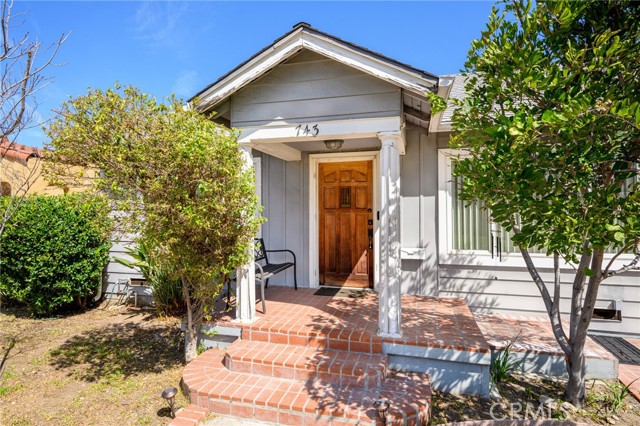 743 Omar Street photo 2