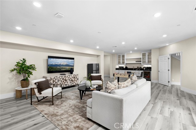 56 Claudius Court, Irvine CA: https://media.crmls.org/medias/4c4e528d-c6dc-43d0-bd4b-556819f85074.jpg