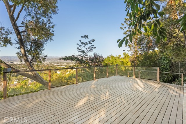 11400 Laurelcrest Drive