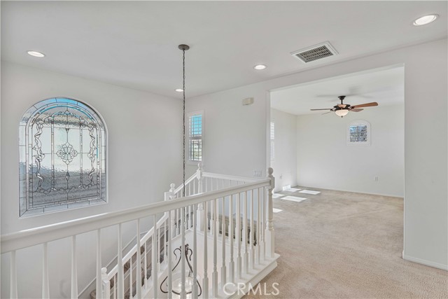 Detail Gallery Image 22 of 44 For 27976 Red Pine Ct, Valencia,  CA 91354 - 2 Beds | 3 Baths