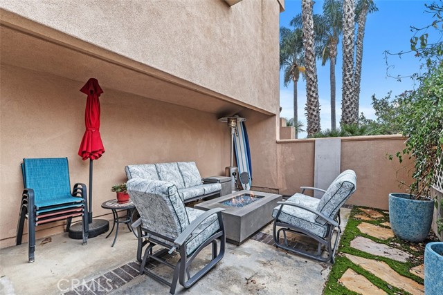 7651 Yorktown Avenue, Huntington Beach CA: https://media.crmls.org/medias/4c4e8c11-9537-451e-811b-41e41a4ff81a.jpg