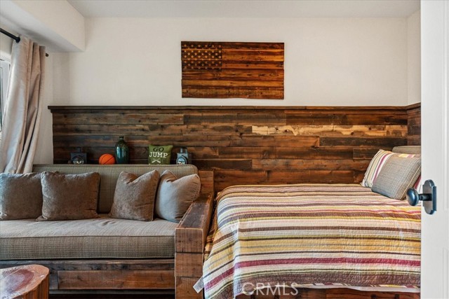 Detail Gallery Image 28 of 41 For 28906 Palisades Dr, Lake Arrowhead,  CA 92352 - 4 Beds | 3/1 Baths