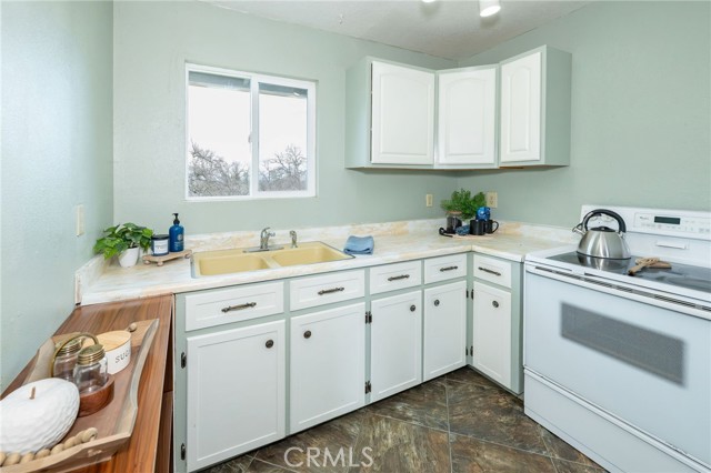 Detail Gallery Image 26 of 74 For 18020 Benson Rd, Cottonwood,  CA 96022 - 3 Beds | 3 Baths