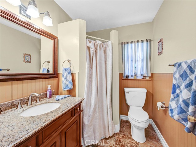 1461 E Grovecenter Street, Covina CA: https://media.crmls.org/medias/4c50b836-e863-401a-a51b-cfc772783d2f.jpg