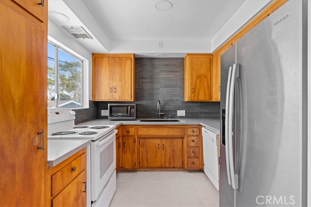 Detail Gallery Image 23 of 39 For 5829 E 2nd, Long Beach,  CA 90803 - – Beds | – Baths