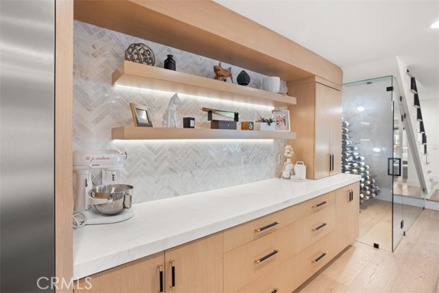 Detail Gallery Image 15 of 64 For 307 18th St, Huntington Beach,  CA 92648 - 3 Beds | 3/1 Baths