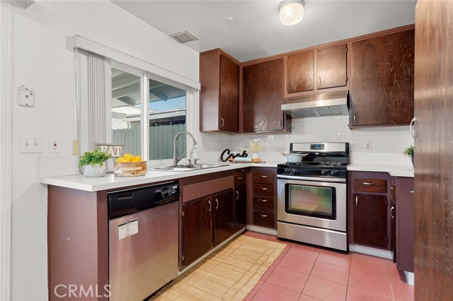 8515 Edgebrook Drive, Garden Grove CA: https://media.crmls.org/medias/4c529585-51c7-4f83-a545-dc9296f9ac1c.jpg