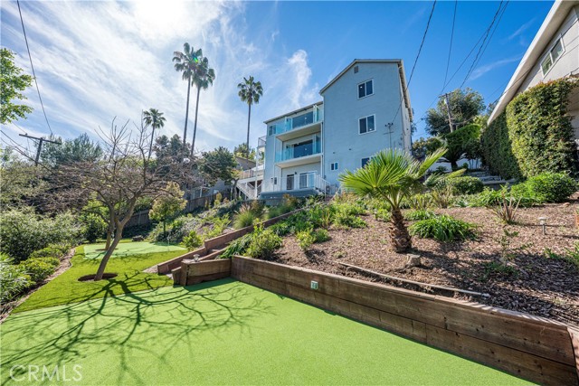 Detail Gallery Image 35 of 56 For 334 Anita Dr, Pasadena,  CA 91105 - 6 Beds | 5 Baths