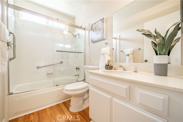 811 Oceanhill Drive, Huntington Beach CA: https://media.crmls.org/medias/4c556422-e1eb-4cf5-abdc-e49e58aa63ac.jpg