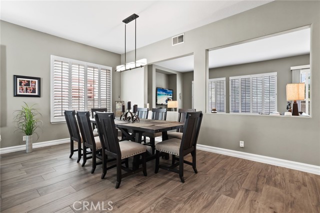 Image 7 of 53 For 22701 Foxridge