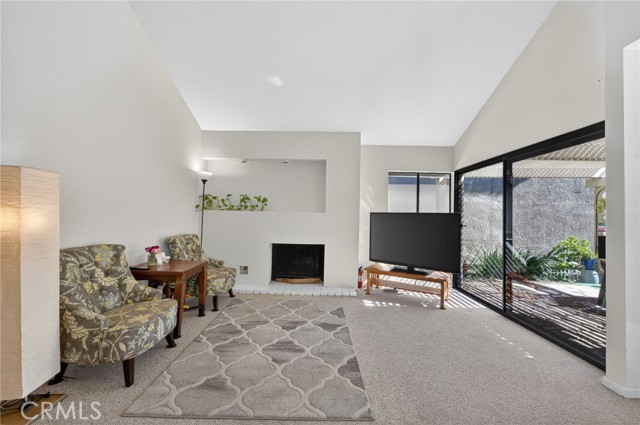 Detail Gallery Image 5 of 53 For 10 Pinewood, Irvine,  CA 92604 - 2 Beds | 2 Baths