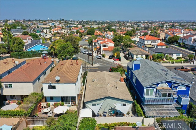 1714 Belmont Lane, Redondo Beach, California 90278, 3 Bedrooms Bedrooms, ,1 BathroomBathrooms,Residential,Sold,Belmont,PV21205045