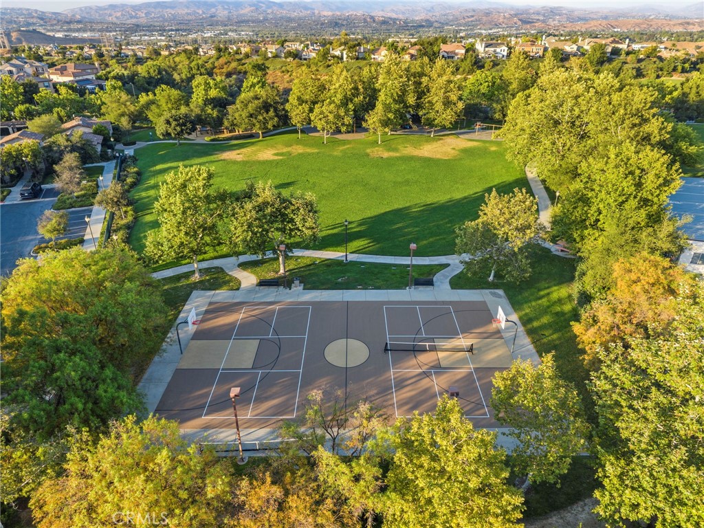 https://media.crmls.org/medias/4c57d117-e906-4326-bce6-983be3f1177b.jpg?preset=X-Large