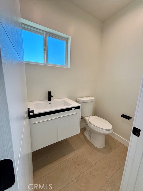 Detail Gallery Image 15 of 15 For 11704 Monogram, Granada Hills,  CA 91344 - 2 Beds | 1/1 Baths