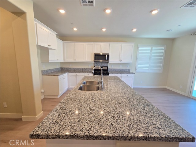 Detail Gallery Image 18 of 32 For 12526 Marmac Ct, Victorville,  CA 92392 - 3 Beds | 2 Baths